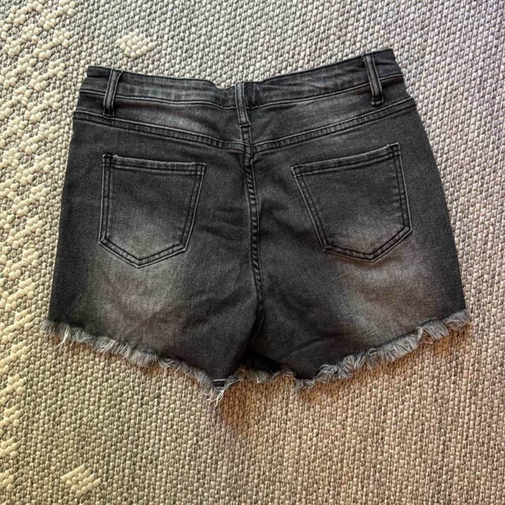 Stylish Black Distressed Women Shorts - Picture 3 of 3